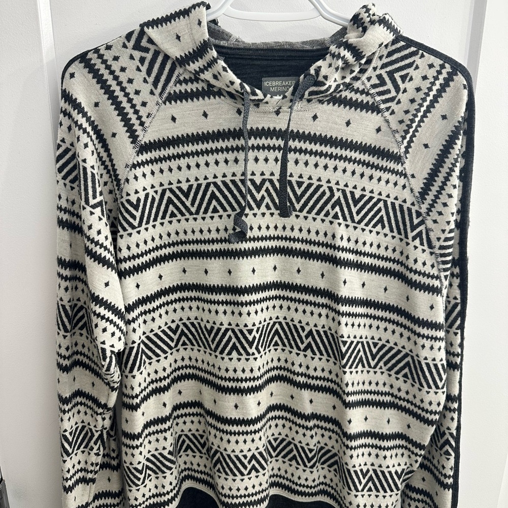 Icebreaker Black and White Geometric Knit Sweater